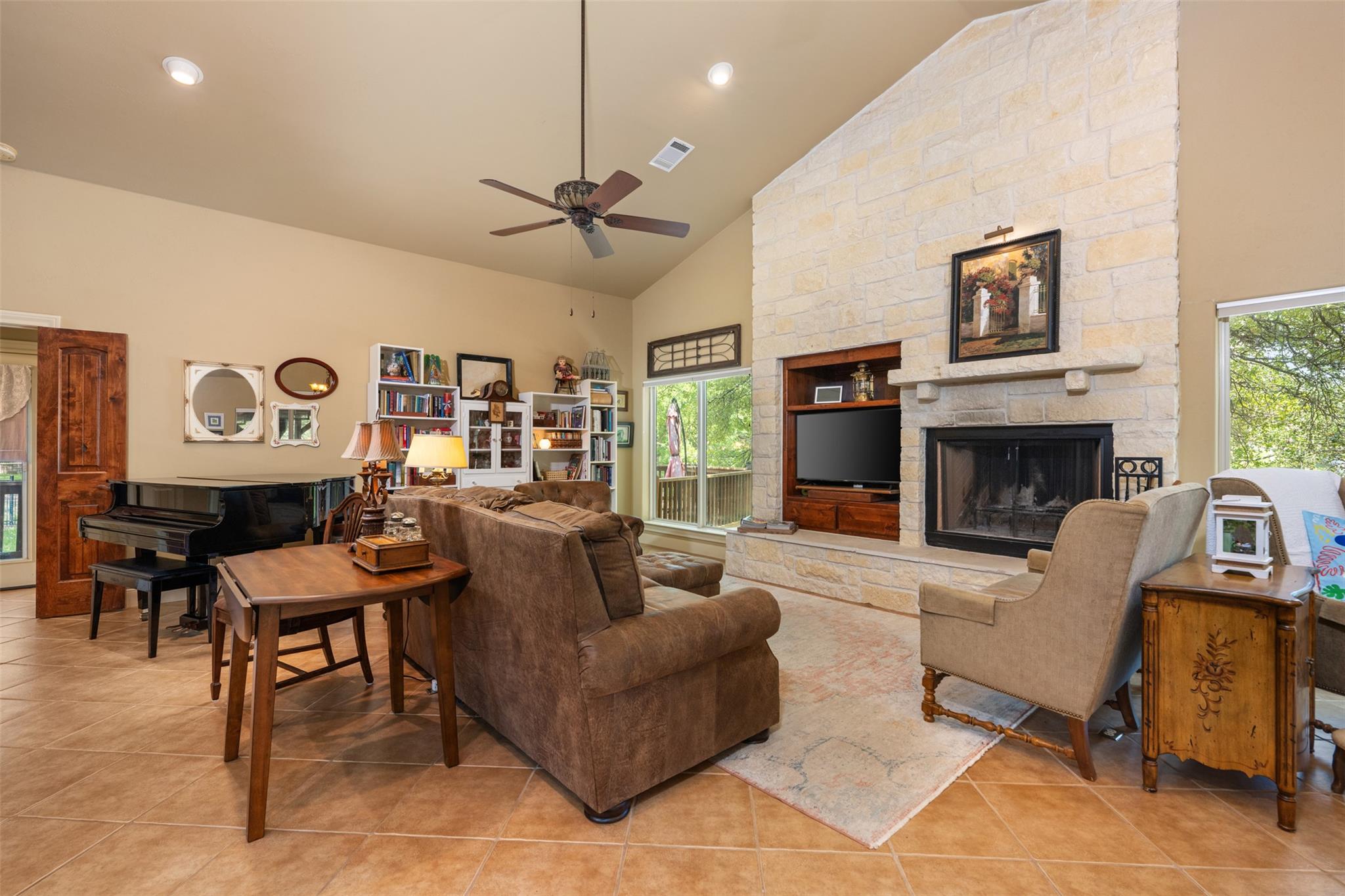 523 County Road 136a Kingsland TX 78639