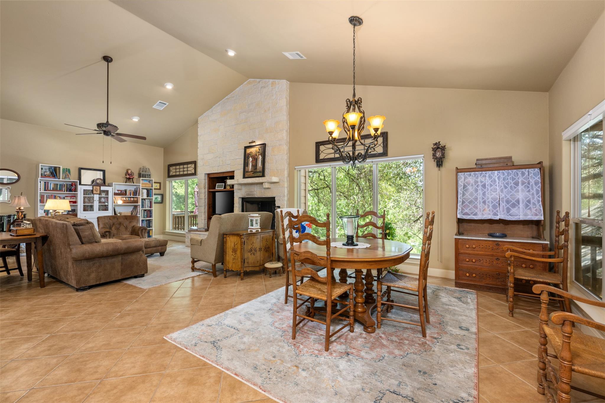 523 County Road 136a Kingsland TX 78639