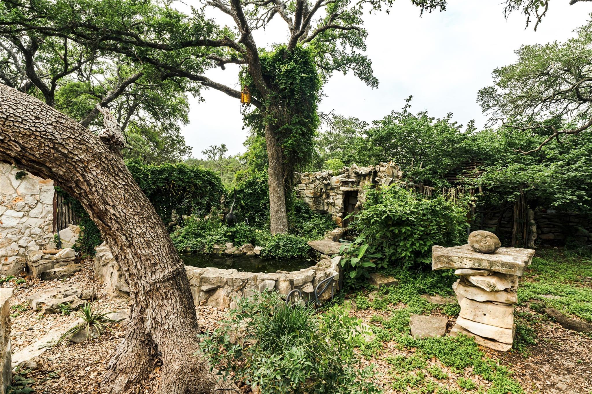 1218 Oakwood Loop Wimberley TX 78676