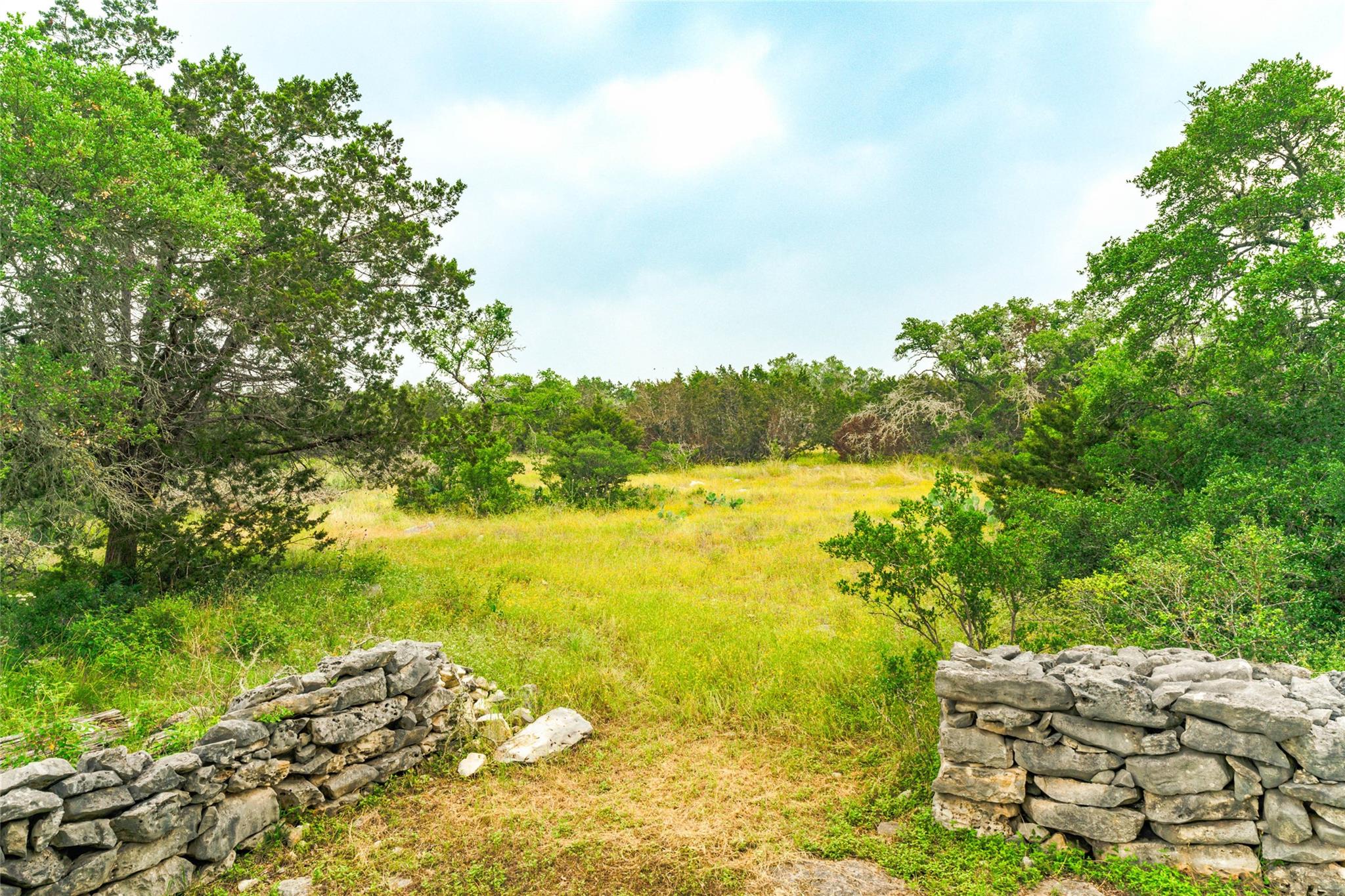 1218 Oakwood Loop Wimberley TX 78676