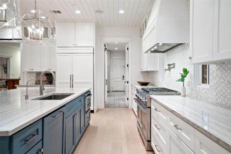 16908 Whispering Breeze Austin TX 78738