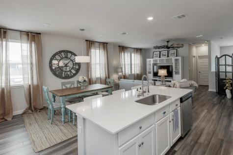 7915 Mellencamp Drive Austin TX 78744
