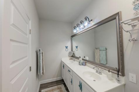 7915 Mellencamp Drive Austin TX 78744