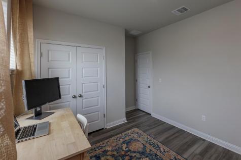 7915 Mellencamp Drive Austin TX 78744