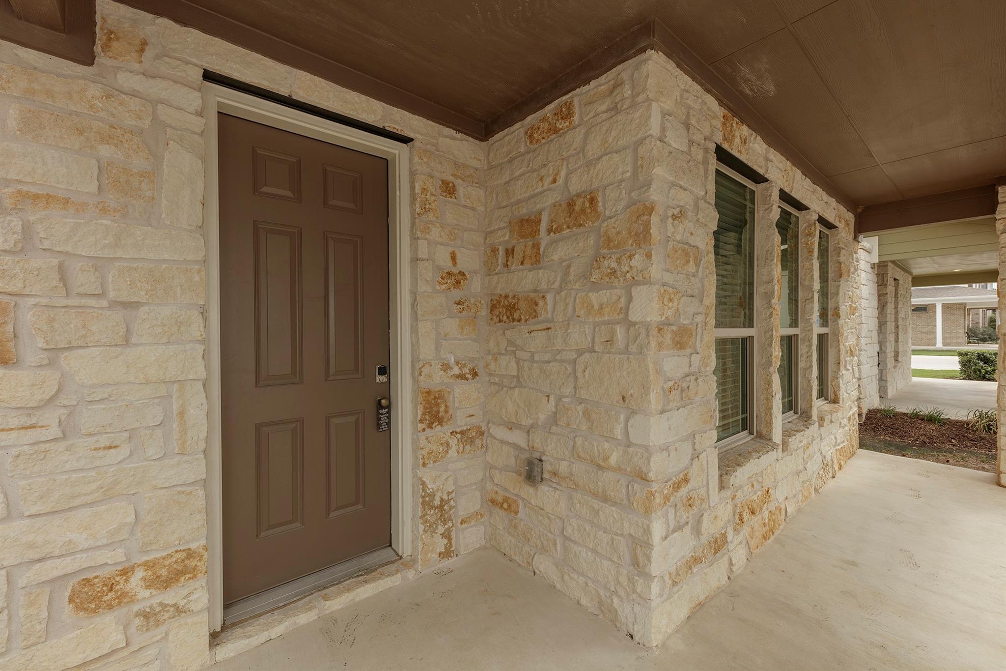 7915 Mellencamp Drive Austin TX 78744