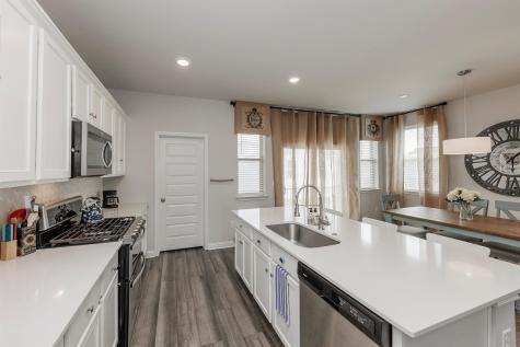 7915 Mellencamp Drive Austin TX 78744