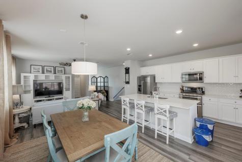 7915 Mellencamp Drive Austin TX 78744
