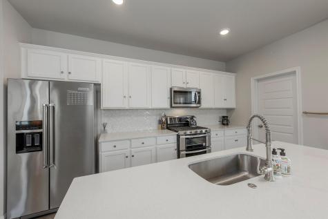 7915 Mellencamp Drive Austin TX 78744