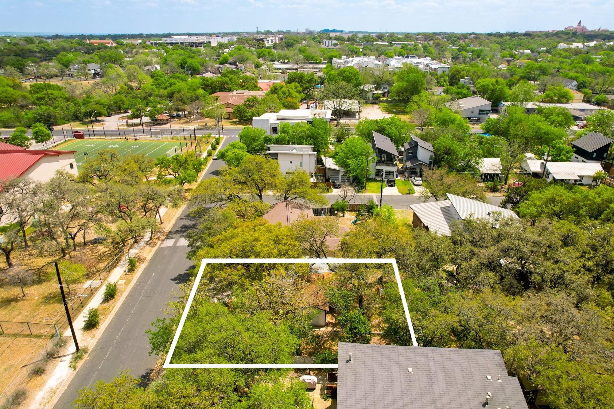 703 Herndon Lane Austin TX 78704