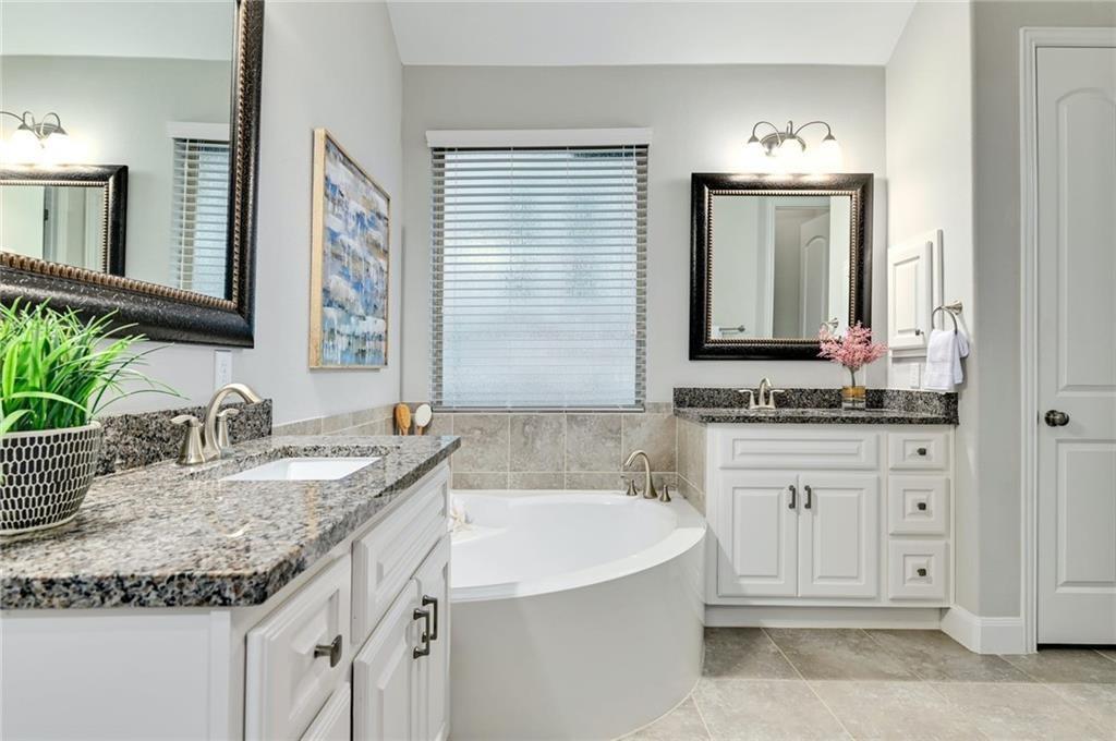 204 Maxwell Way Austin TX 78738