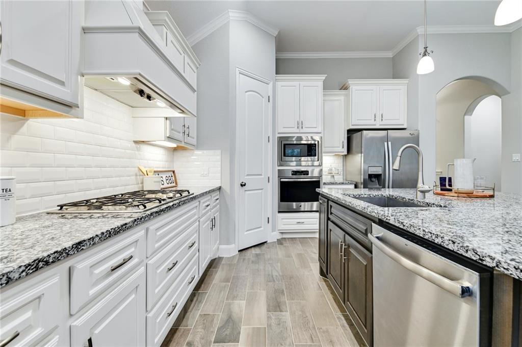 204 Maxwell Way Austin TX 78738