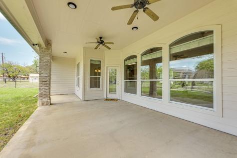 207 Flamingo Circle Highland Haven TX 78654