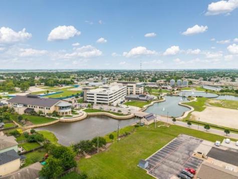 536 W Metcalfe Street Hutto TX 78634