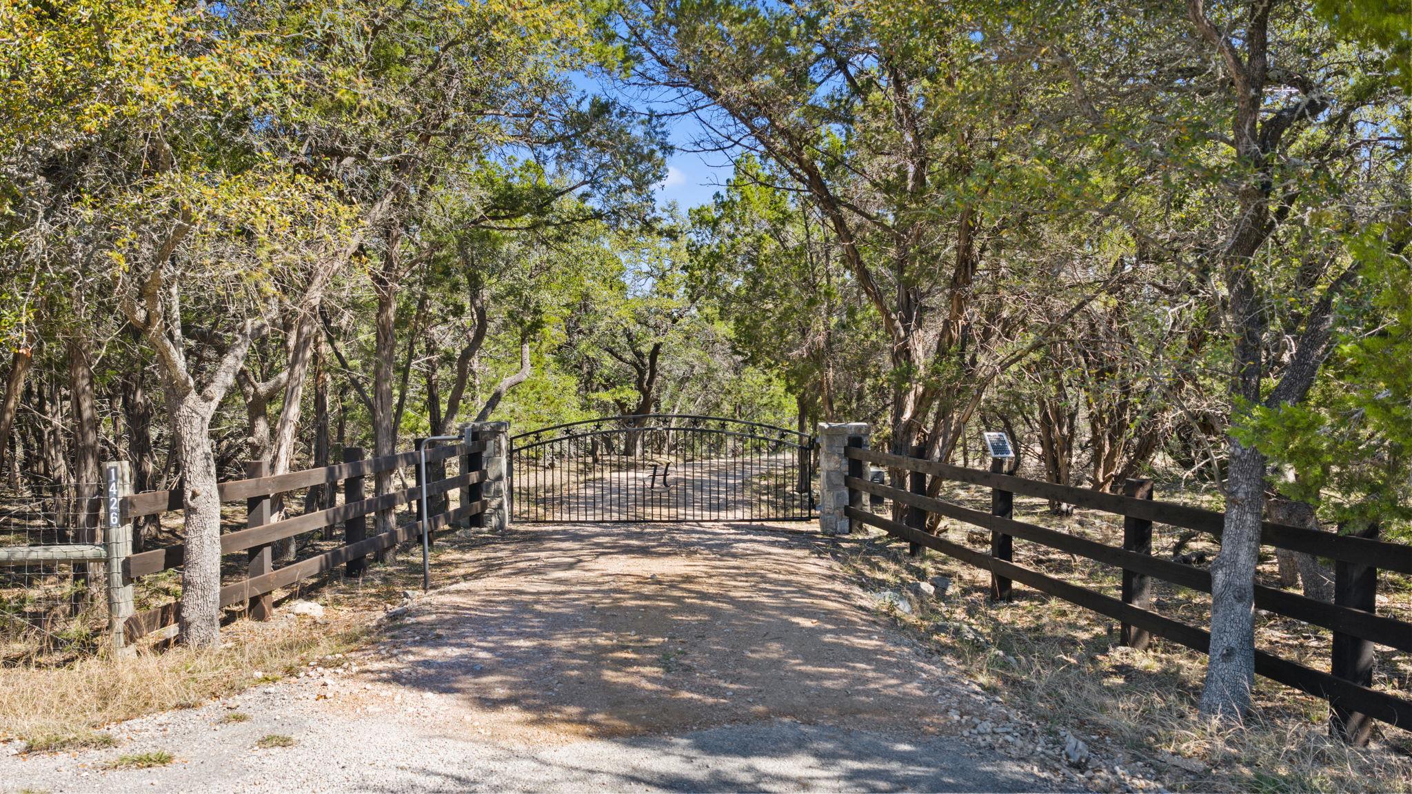 1426 Shelton Ranch Road Dripping Springs TX 78620