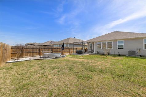 219 Greens Bayou Trail Hutto TX 78634
