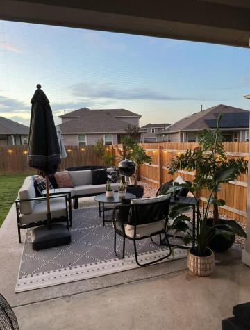 219 Greens Bayou Trail Hutto TX 78634