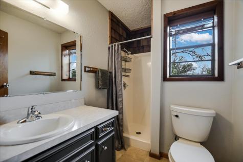 424 Bedford Drive Spicewood TX 78669