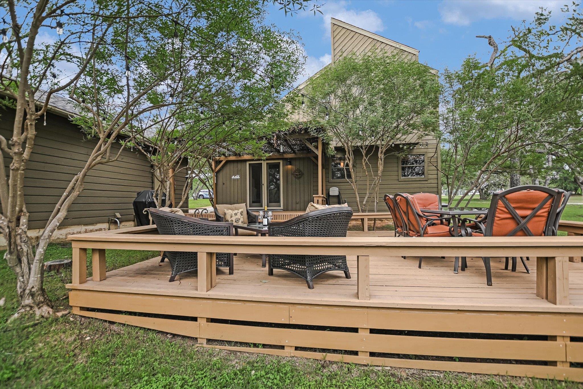 424 Bedford Drive Spicewood TX 78669