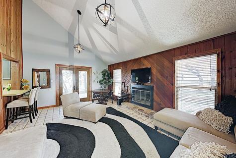 424 Bedford Drive Spicewood TX 78669