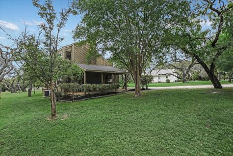 424 Bedford Drive Spicewood TX 78669