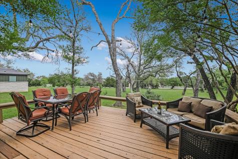 424 Bedford Drive Spicewood TX 78669