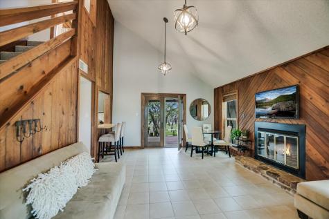 424 Bedford Drive Spicewood TX 78669