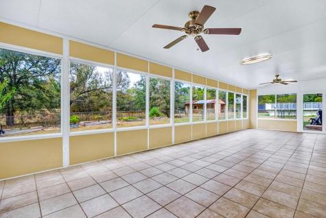 298 Jenkins Road Cedar Creek TX 78612