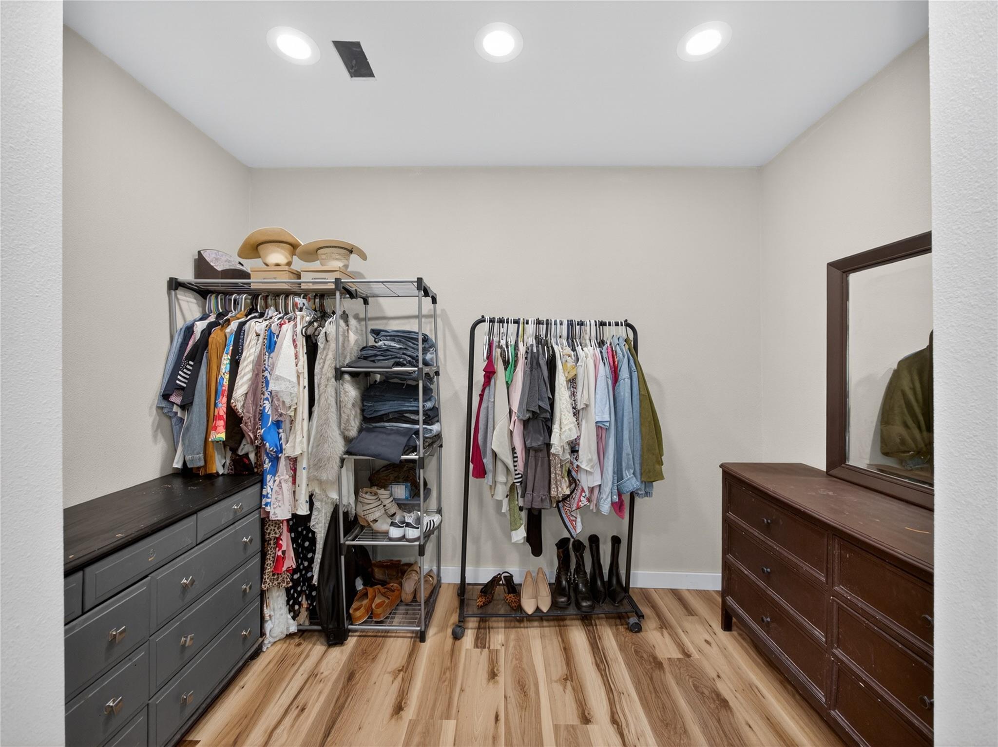 411 Avila Lane Briggs TX 78608