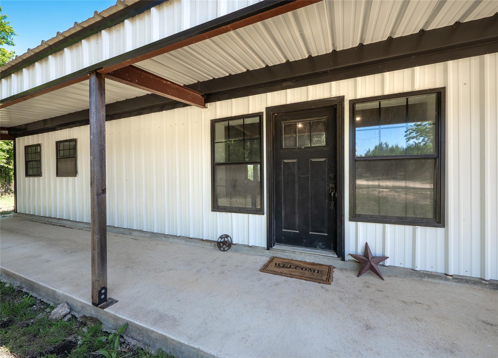 411 Avila Lane Briggs TX 78608