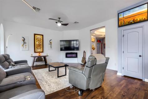 101 Lightcliff Street Hutto TX 78634