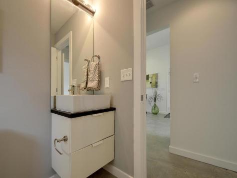 2103 E 14th Street Austin TX 78702