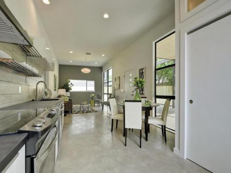 2103 E 14th Street Austin TX 78702
