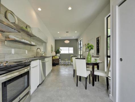 2103 E 14th Street Austin TX 78702