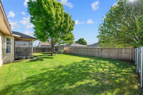 303 Mccoy Lane Hutto TX 78634