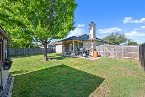 303 Mccoy Lane Hutto TX 78634