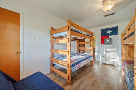 210 Lake Loop Tow TX 78672