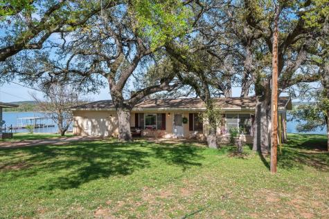 210 Lake Loop Tow TX 78672