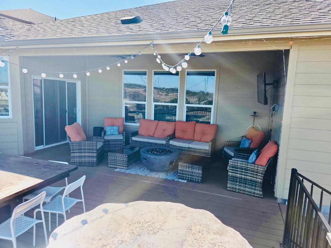 602 Sue Peaks Loop Dripping Springs TX 78620