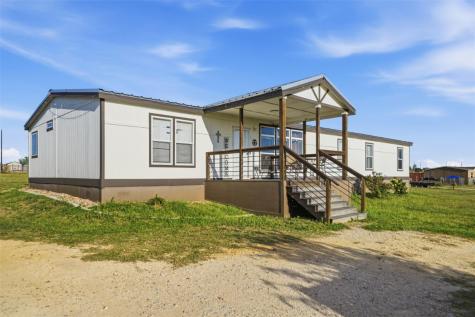 2493 County Road 464 Elgin TX 78621