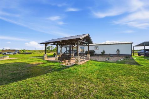 2493 County Road 464 Elgin TX 78621