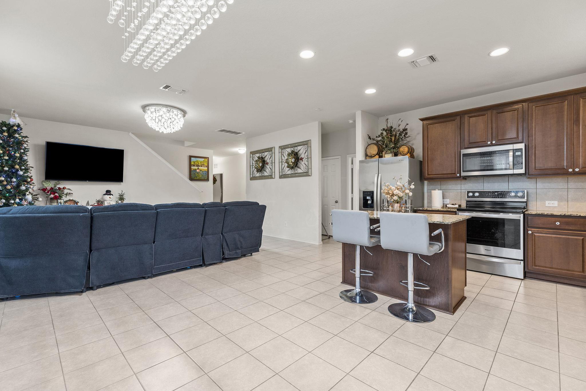 209 Ibis Falls Loop Jarrell TX 76537