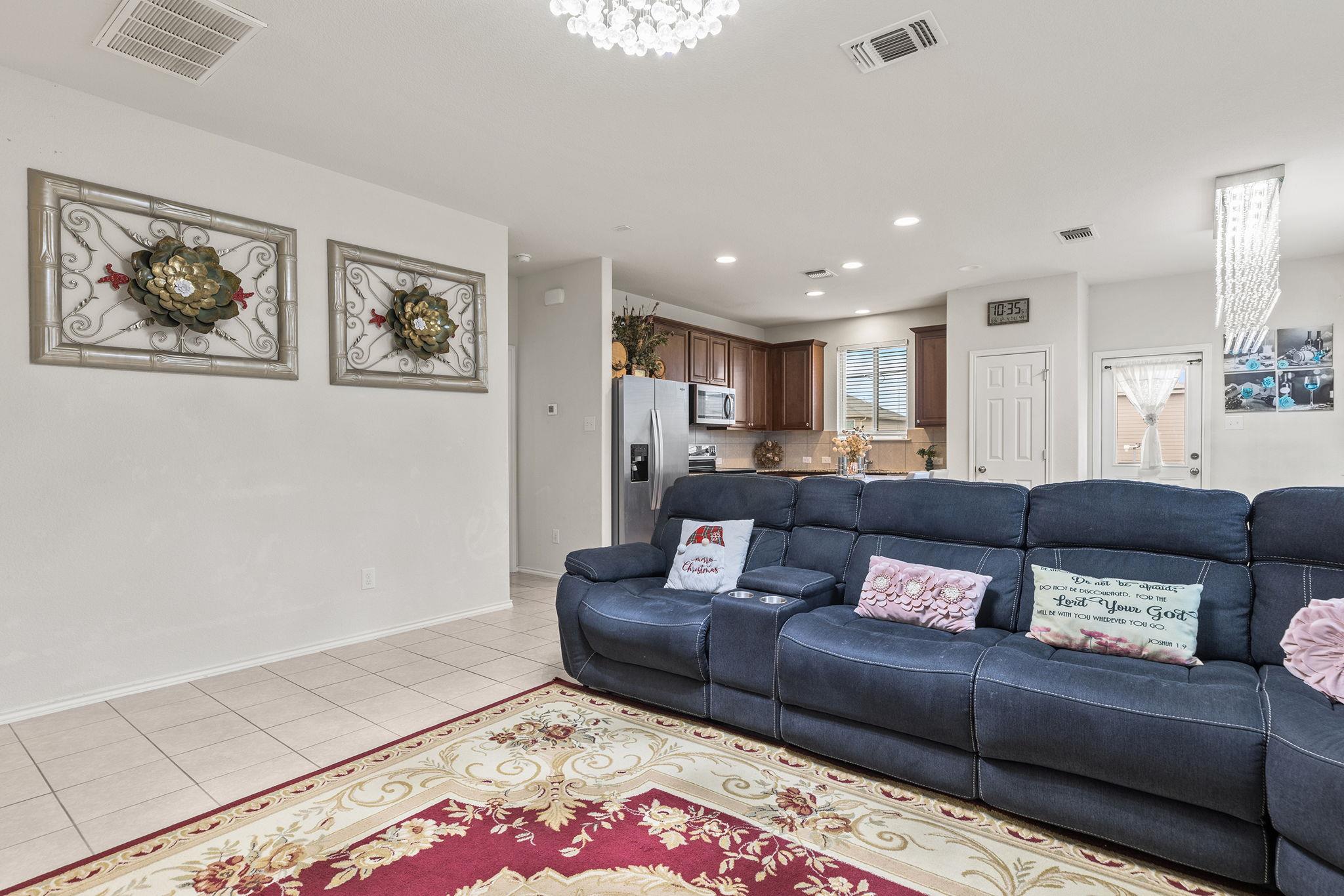 209 Ibis Falls Loop Jarrell TX 76537