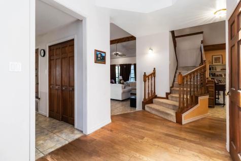214 Laura Lane Bastrop TX 78602