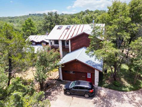 214 Laura Lane Bastrop TX 78602