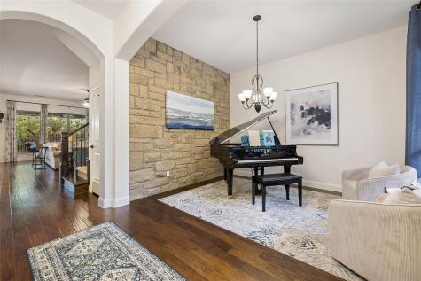8700 Flycatcher Court Austin TX 78738