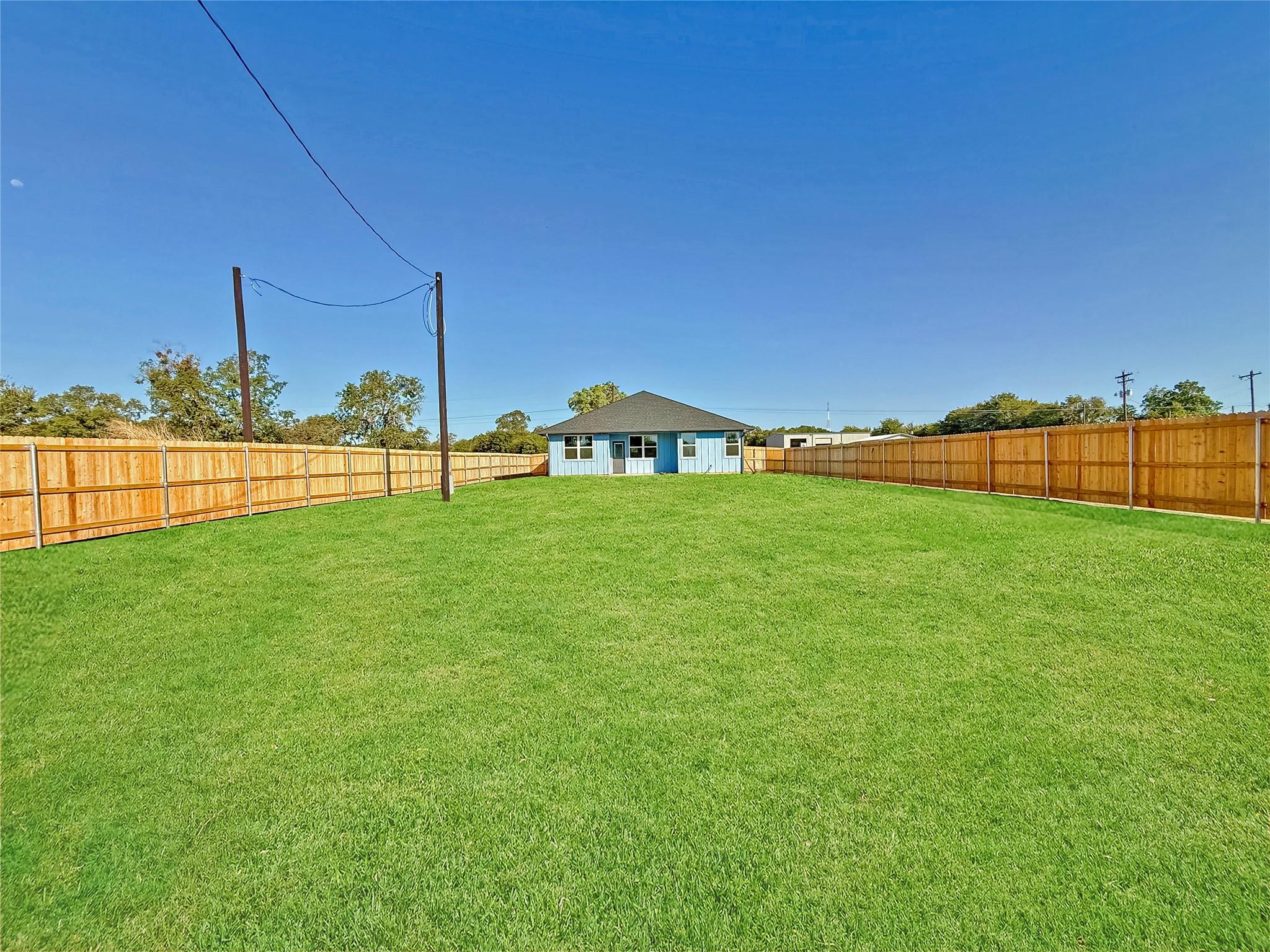 221 Hester Street Lexington TX 78947