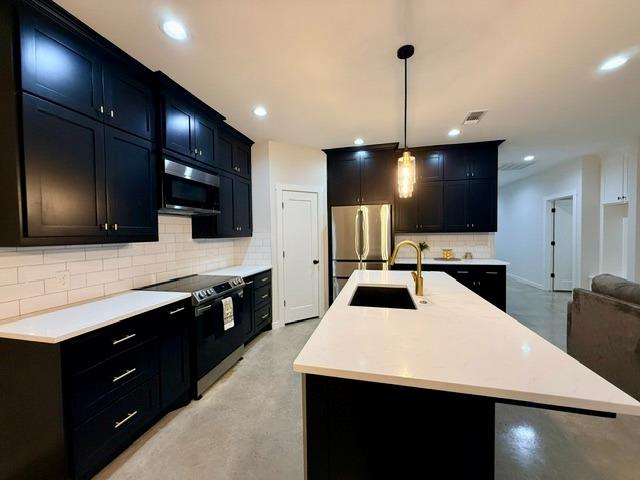 221 Hester Street Lexington TX 78947