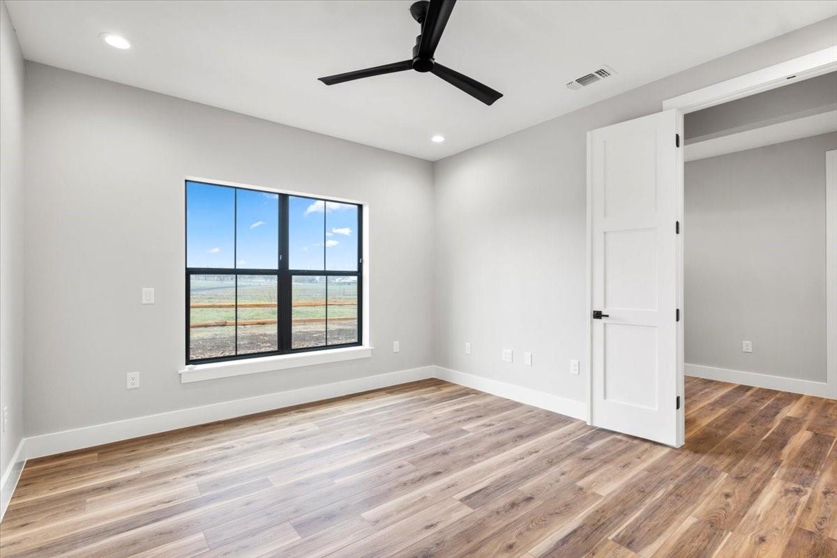 203 N Avenue J Johnson City TX 78636