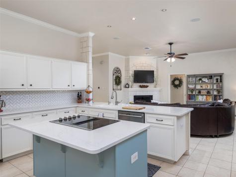 11042 Crossland Drive Austin TX 78726