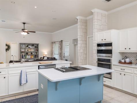 11042 Crossland Drive Austin TX 78726